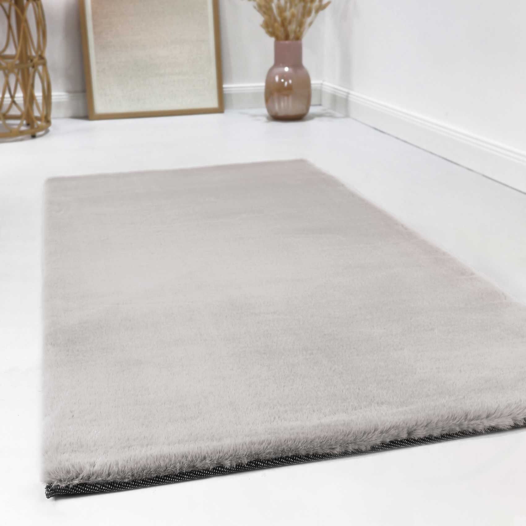 Esprit Kunstfell Teppich Greige und sehr flauschig Hochflor 