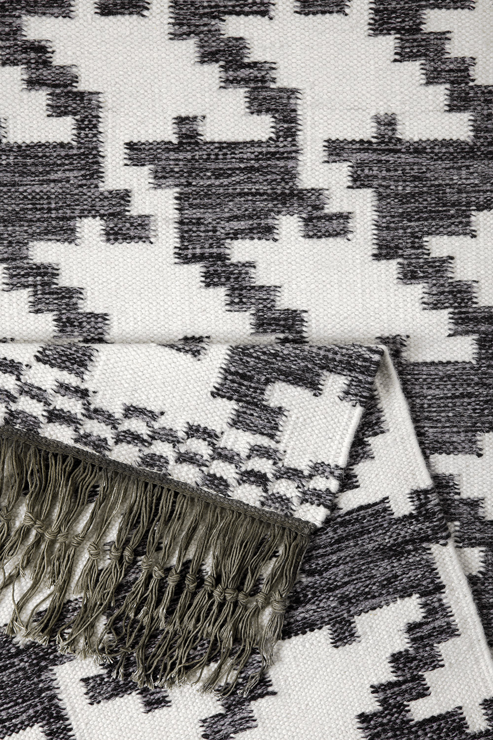 Esprit Kurzflor Kelim Teppich aus Wolle » Houndstooth « schwarz weiss grau - Ansicht 3