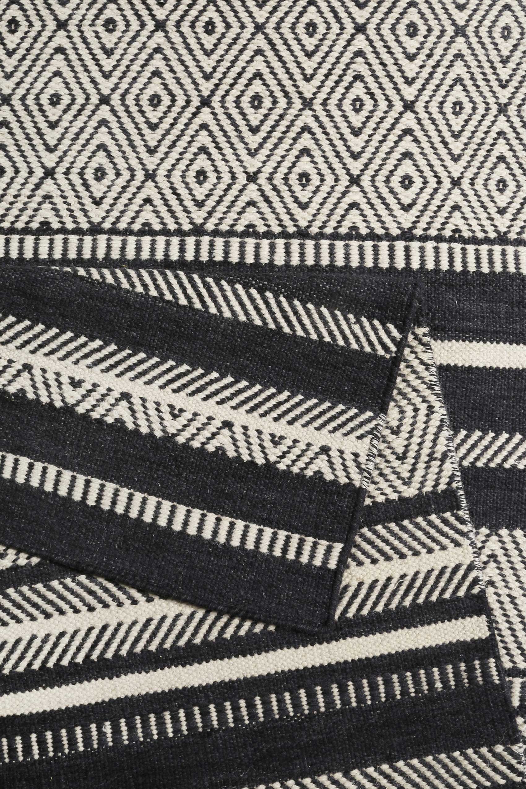 Esprit Kelim Teppich Schwarz Beige aus Wolle 