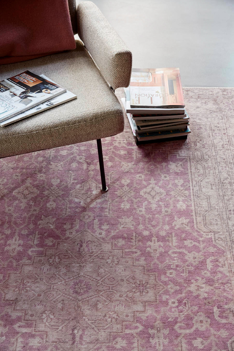 Vintage Teppich Grau Beige Rosa » Past Future « WECONhome - Ansicht 9